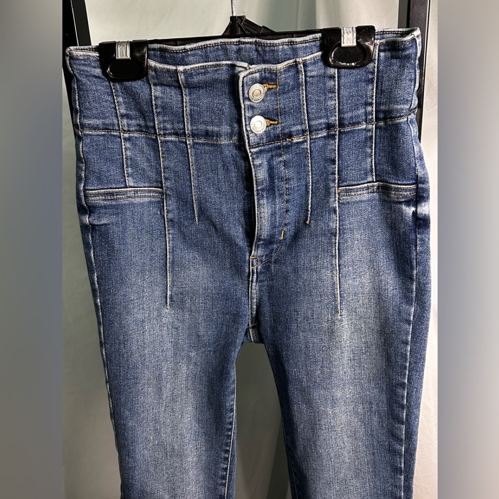 Free People Skinny Jeans. - 26” - Picture 2 of 7